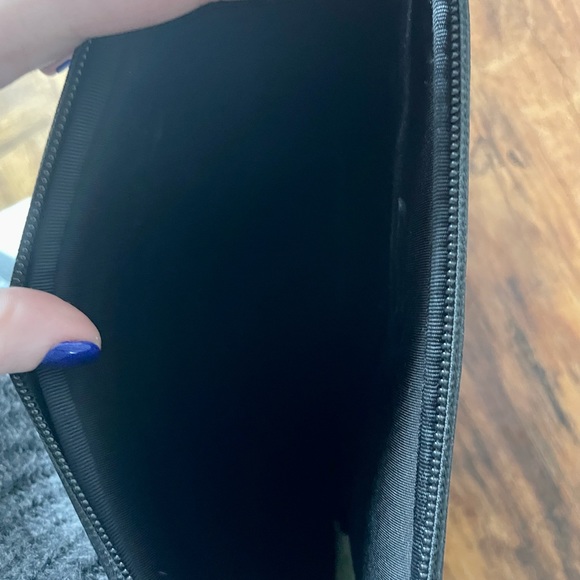 Kate Spade Laptop Sleeve - Picture 3 of 4